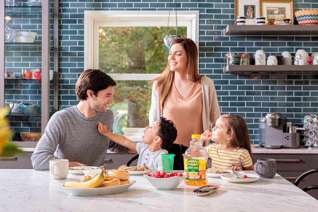 Family at home with Mott’s